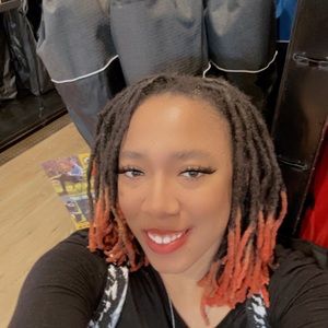 Meet your Posher, Joy